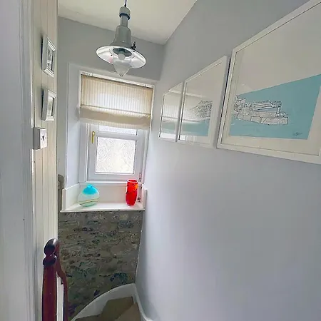 Holiday home A Cosy Period Family In Town, Sleeps 4, Pet Friendly *