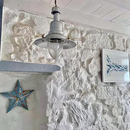 A Cosy Period Family In Town, Sleeps 4, Pet Friendly St Ives (Cornwall)